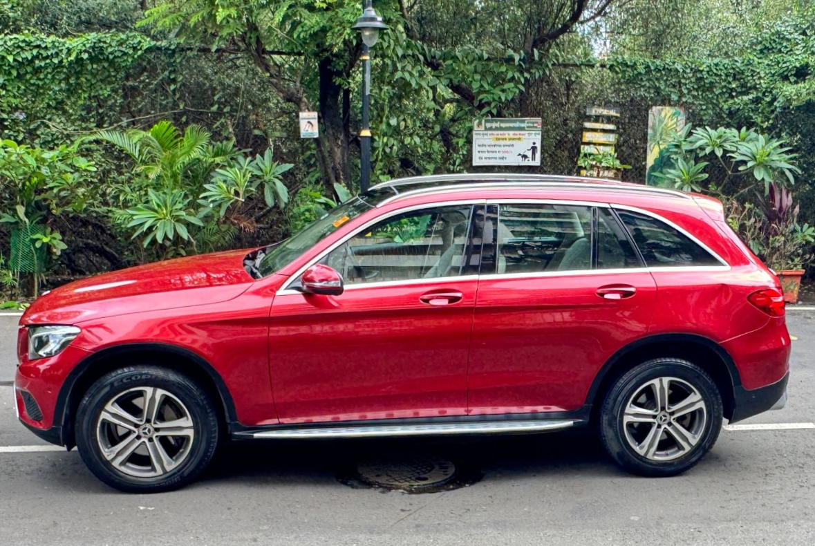 Mercedes Benz GLC220d