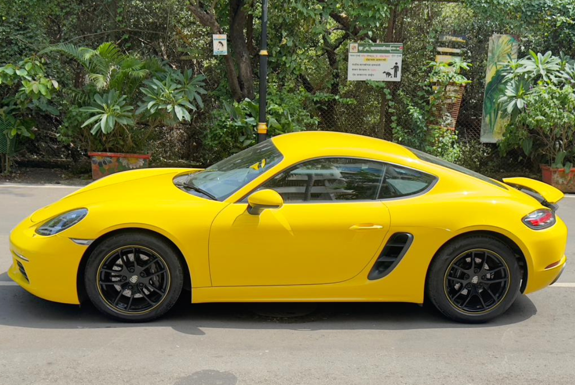 Porsche 718 Cayman 